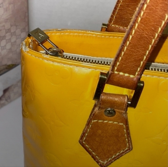 LOUIS VUITTON Vernis Houston handbag - Picture 11 of 16